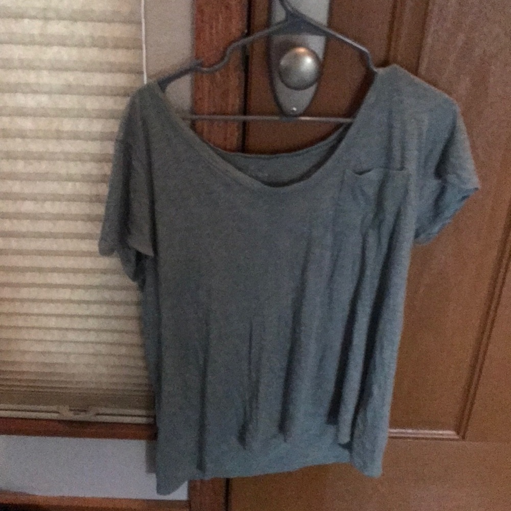 Tee shirt